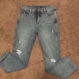 High-Rise Slim Straight Jean